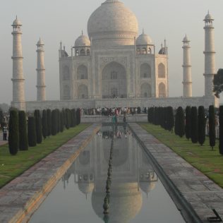 Taj Mahal au lever du soleil